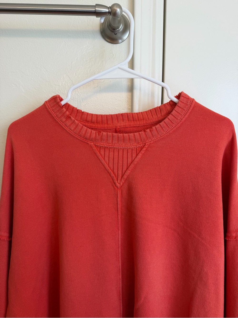 aerie Oversized Distressed Pullover Crewneck Sweatshirt Red Size Small - Picture 3 of 8